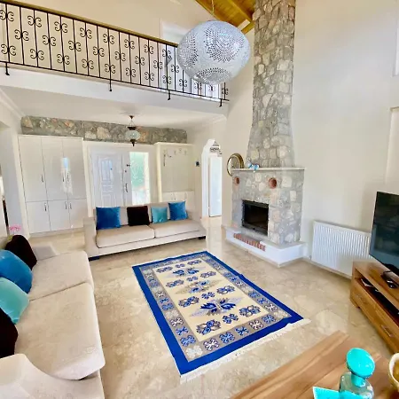 Villa Serenity: Private Pool & Garden Retreat Fethiye