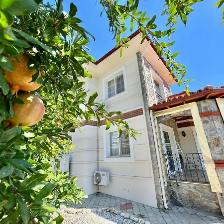 Villa Serenity: Private Pool & Garden Retreat Fethiye