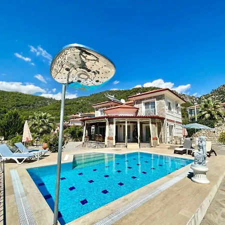 Villa Serenity: Private Pool & Garden Retreat Fethiye
